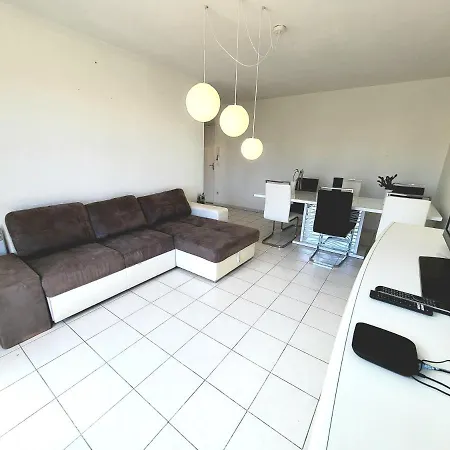 Apartment Appart Luxueux 3 Pieces, Piscine, Mer, Terrasse Cannes