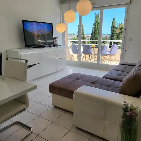 Appart Luxueux 3 Pieces, Piscine, Mer, Terrasse * Cannes